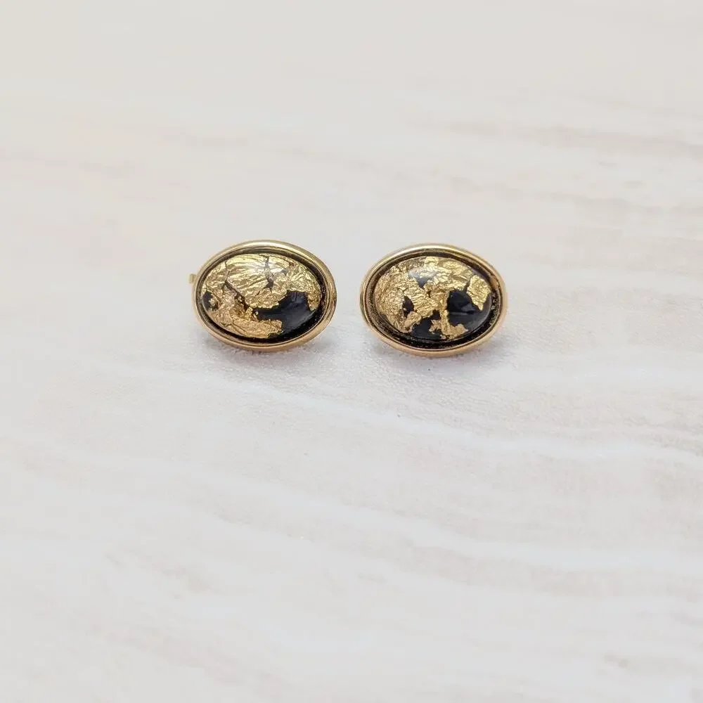 Vintage Clip On Earrings Gold Tone & Black Domed Oval - Really Pretty Earrings